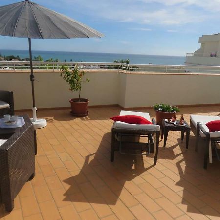 Sweden Apartment - Top Floor One Bedroom With Sea Views - Rs Lagos Eksteriør bilde