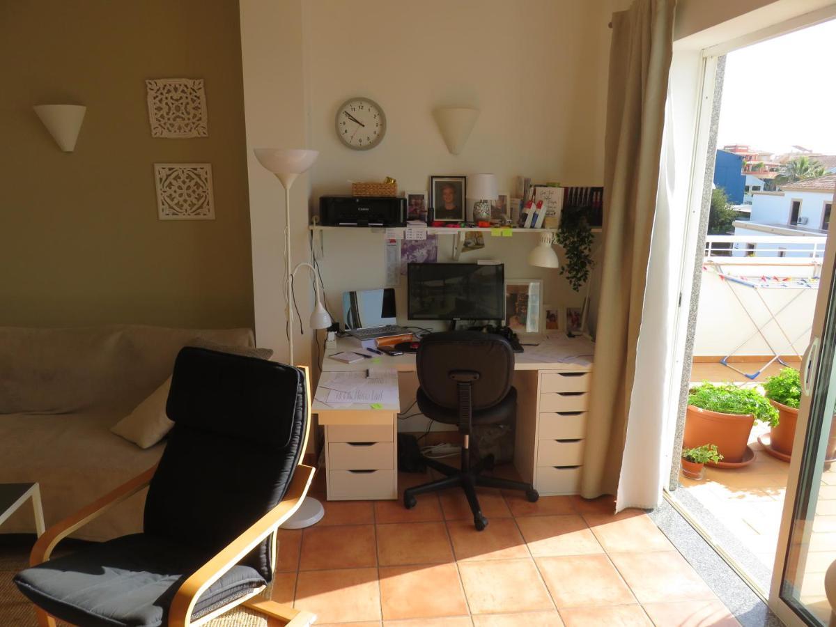 Sweden Apartment - Top Floor One Bedroom With Sea Views - Rs Lagos Eksteriør bilde