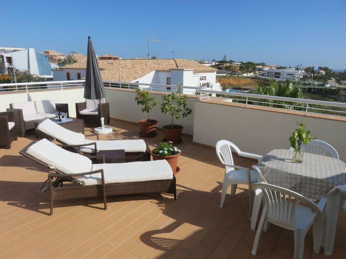 Sweden Apartment - Top Floor One Bedroom With Sea Views - Rs Lagos Eksteriør bilde