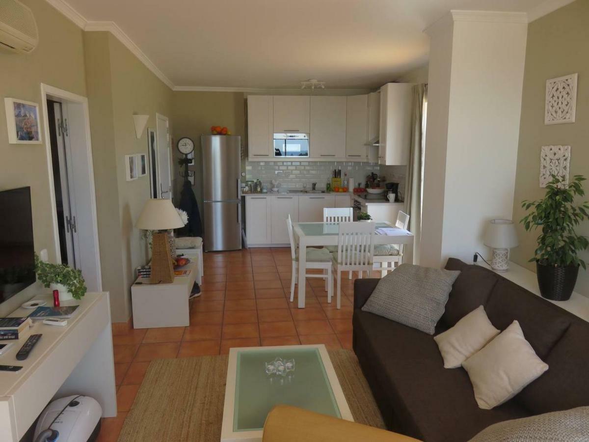 Sweden Apartment - Top Floor One Bedroom With Sea Views - Rs Lagos Eksteriør bilde